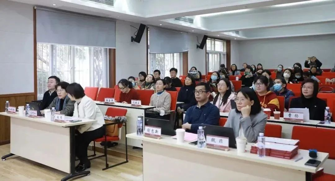 <a href='/d7/f4/c49608a710644/page.htm' target='_self' title='教育数字化转型中的教师关键能力培养项目——“精准教学中的数据决策力”专题培训圆满收官'>教育数字化转型中的教师关键能力培养项目——“精准教学中的数据决策力”专题培训圆...</a>
