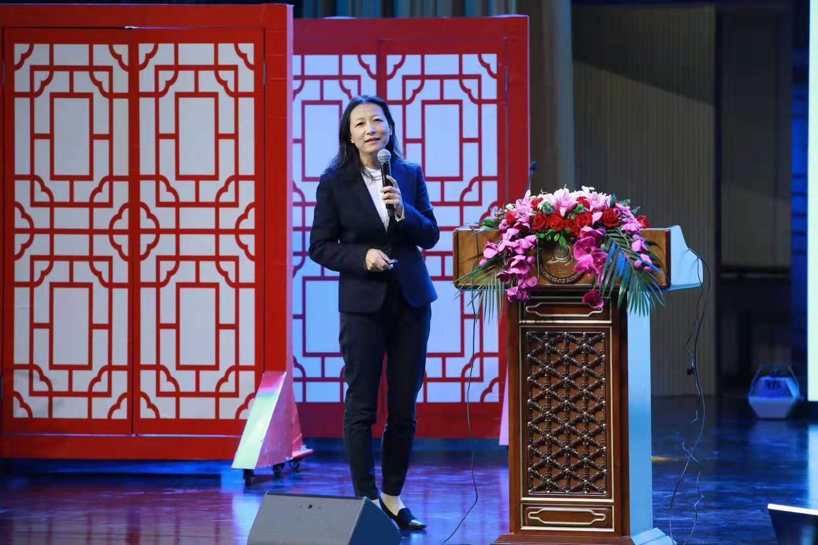 <a href='/d8/6e/c49796a710766/page.htm' target='_self' title='赵健受邀参加第三届IB教育中国论坛并做主旨报告'>赵健受邀参加第三届IB教育中国论坛并做主旨报告</a>
